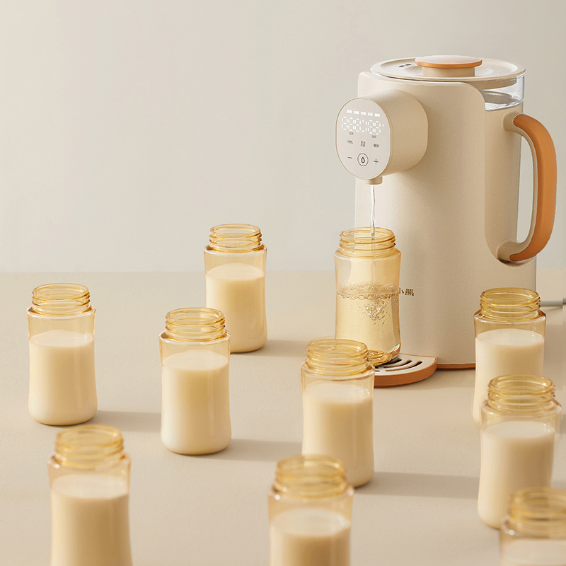 Dispenser pemanasan air segera untuk formula bayi