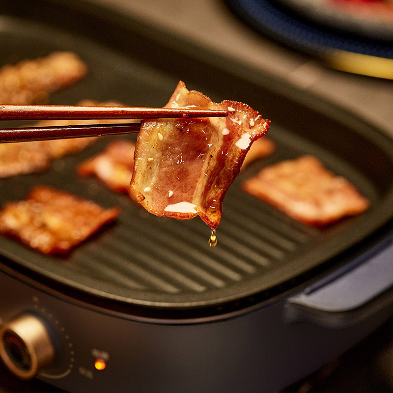 Grill Elektrik dengan Plat Boleh Tanggal