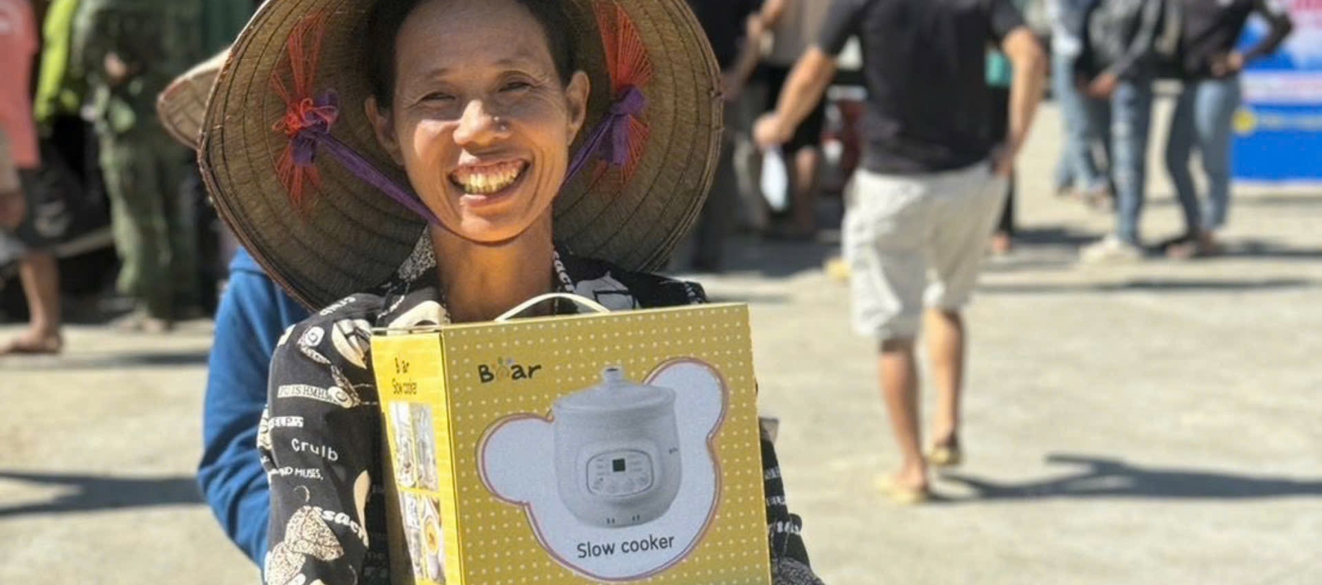 BEAR, Jenama Perkakas Rumah China Menderma Bekalan Untuk Menyokong Pemulihan Bencana Taufan di Vietnam